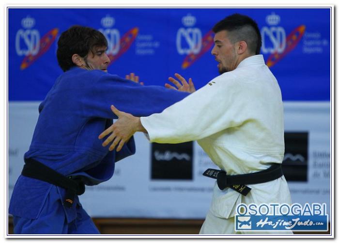 CEU2011 900116